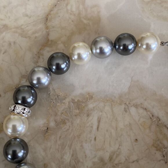 CRYSTALP Carmen Pearl Halskette Austrian Crystal & Faux Pearl Bracelet - Picture 5 of 10